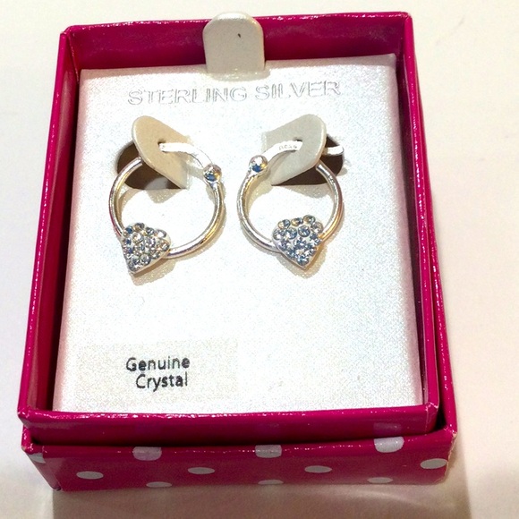 NWT Sterling Silver & Crystal Heart Hoop earrings - Picture 1 of 5